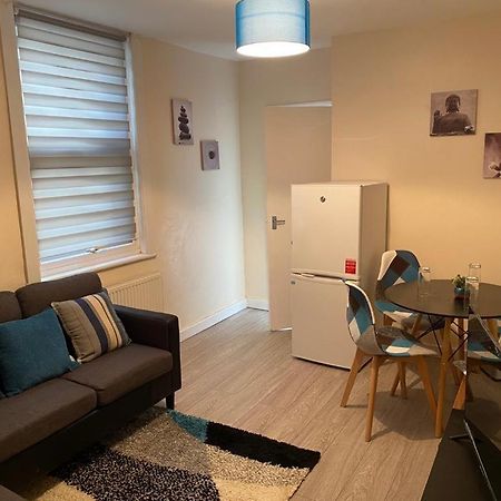 Excellent&Amazing Apartment Gillingham  Buitenkant foto